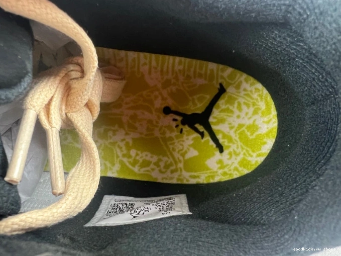 TR Scott FZ8117-102 Jumpman Jack Jordan x Travis 0818